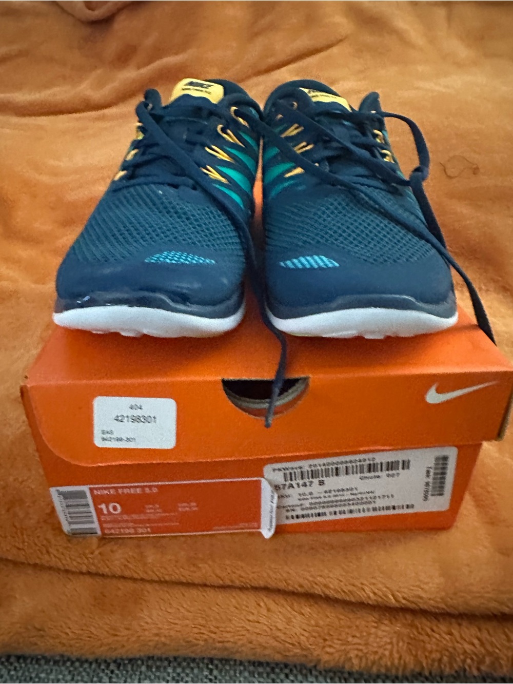 Nike Dark Blue Running Shoes with Teal and Yellow size 10